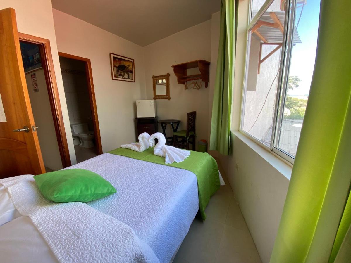El Rincon De George Hotell Puerto Villamil Exteriör bild