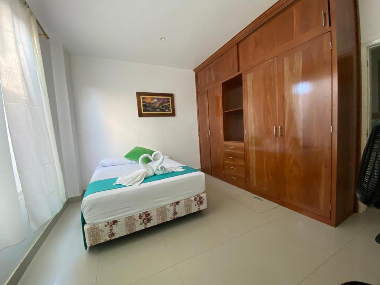 El Rincon De George Hotell Puerto Villamil Exteriör bild