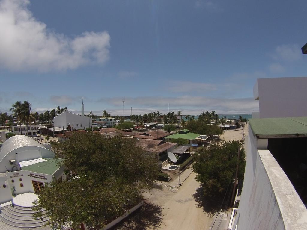 El Rincon De George Hotell Puerto Villamil Exteriör bild